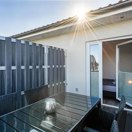 Nr 16 Ebbe Mit Loggia * Aurich